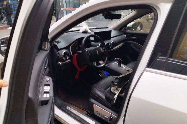 Used Wey VV6 2021 2.0T Two-Wheel Drive Smart Protection+
