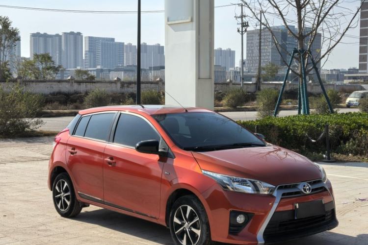 Used Toyota YARiS L Zhi Xuan 2015 1.5G Automatic Orange Limited Edition Exterior 7