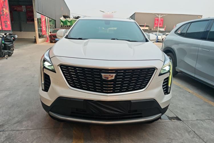 Used Cadillac XT4 2018 28T Two-Wheel Drive Leading Version Front