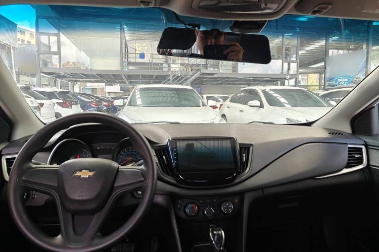 Used Chevrolet Cavalier 2018 320 Automatic Enjoyment Sunroof Edition