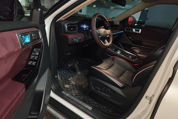 Used Ford Explorer 2023 EcoBoost 285 Four-Wheel Drive Titanium Edition 6 Seats
