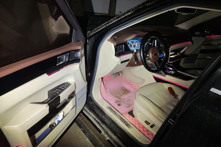 Used Zotye T700 2017 1.8T Dual-Clutch Prestige Model
