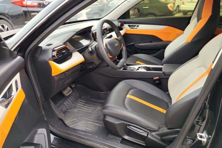 Used Dongfeng Aeolus Yixuan 2023 Mach Edition 1.5L Automatic Chasing Shadow Version Left Front Seat