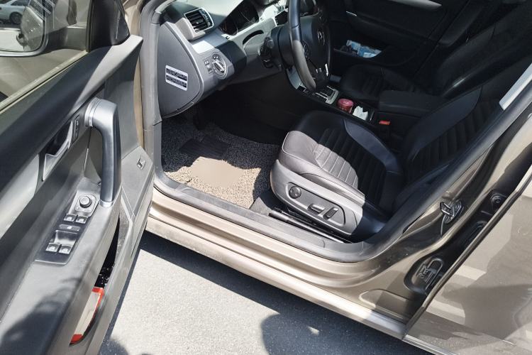 Used Volkswagen Magotan 2013 1.8TSI Premier Model