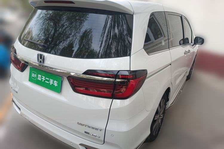 Used Honda Odyssey 2024 2.0L eHEV Sharp·Leading Edition Rear Right 45 Deg
