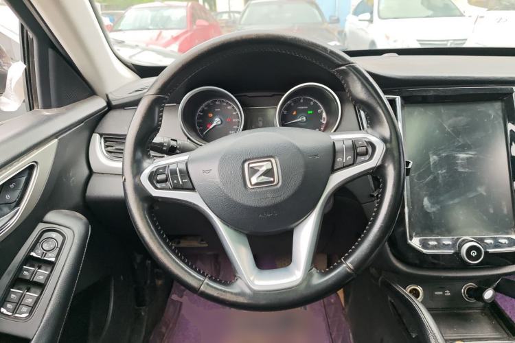 Used Zotye SR7 2016 1.5T Manual Cube Heart Edition China IV Standard Steering Wheel