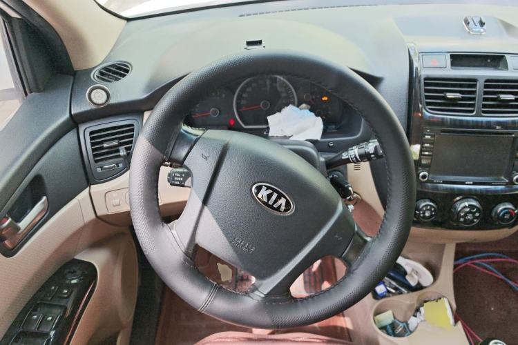 Used Kia Sportage 2013 2.0L Manual Two-Wheel Drive GL Trim Steering Wheel