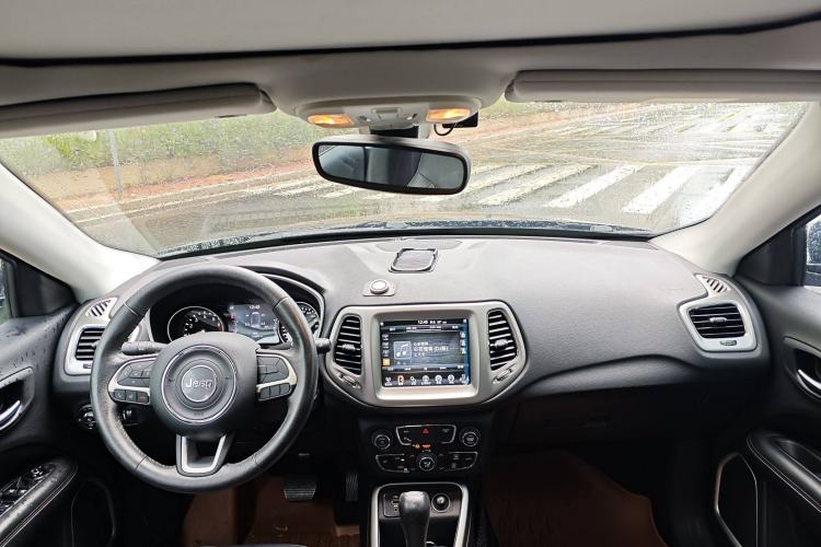 Used Jeep Compass 2017 200T Automatic Family Edition