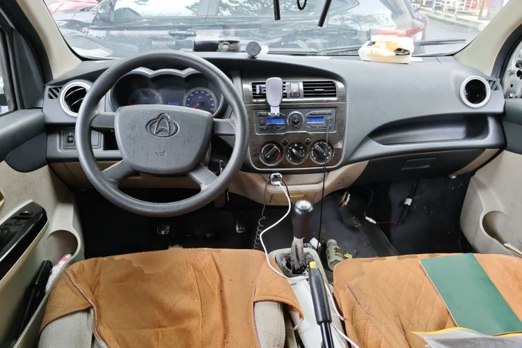 Used CHANGAN KAICHENG Star 2013 1.2L New Changan Star Standard Model Center Console