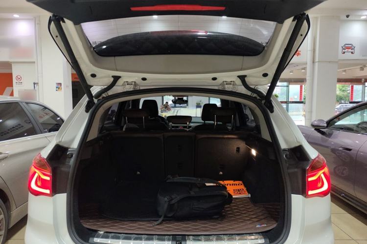 Used BMW X1 New Energy 2019 xDrive25Le Mileage Upgrade Version Trunk