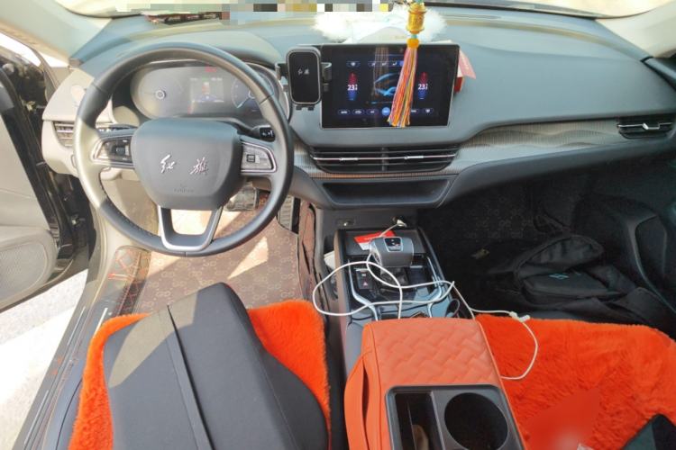 Used Hongqi E-QM5 2022 431 km Charge & Enjoy Edition
