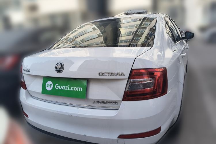 Used Skoda Octavia 2017 1.6L Automatic Smart Drive Edition
