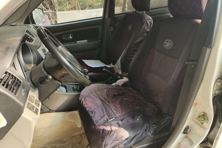 Used FAW Senya S80 2013 1.5L Manual 5-Seat Urban Fashion Edition