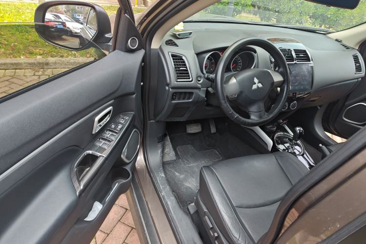 Used Mitsubishi ASX 2018 2.0L CVT Two-Wheel Drive Deluxe Edition
