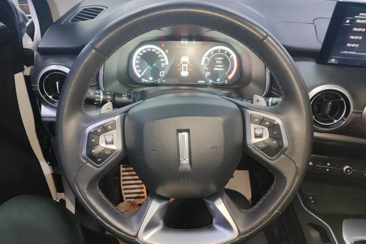 Used Wey VV6 2018 2.0T Two-Wheel-Drive Ultra-Luxury Version China V Standard
