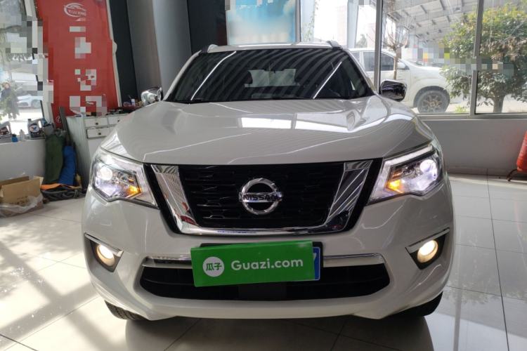 Used Nissan Terra 2018 2.5L Automatic 4x4 Luxury Edition
