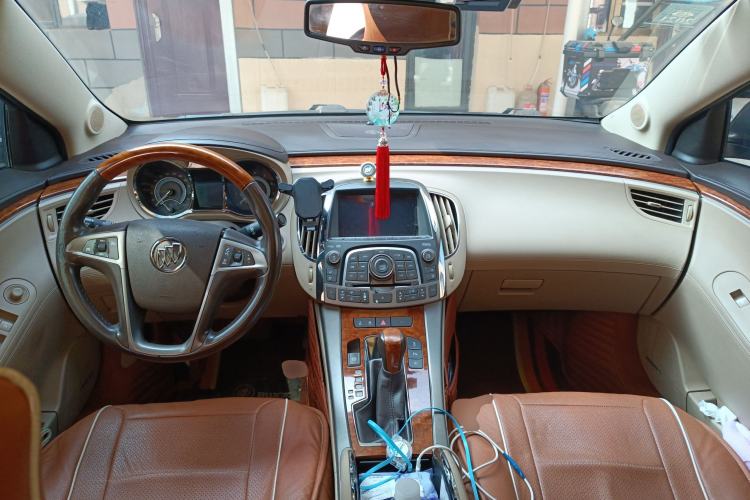 Used Buick LaCrosse 2012 2.4L SIDI Luxury Edition