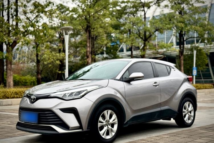 Used Toyota IZOA 2021 2.0L Enjoy Edition