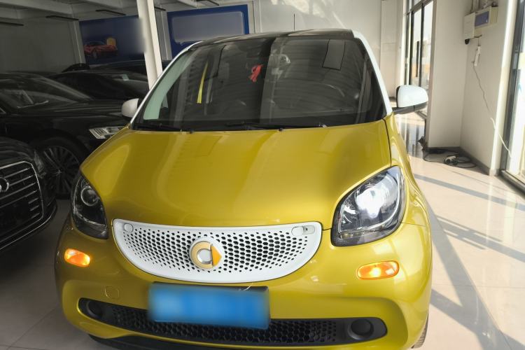 Used smart forfour 2016 0.9T 66 kW Pioneer Edition
