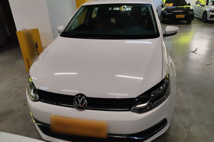 Used Volkswagen Polo 2016 1.6L Automatic Comfort Model Front
