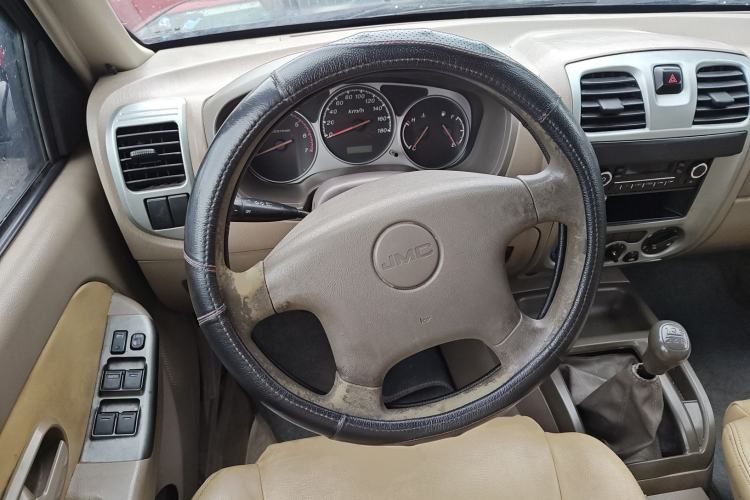 Used JMC Baodian 2013 2.8T Two-Wheel Drive Comfortable Value Edition JX493ZLQ4F
