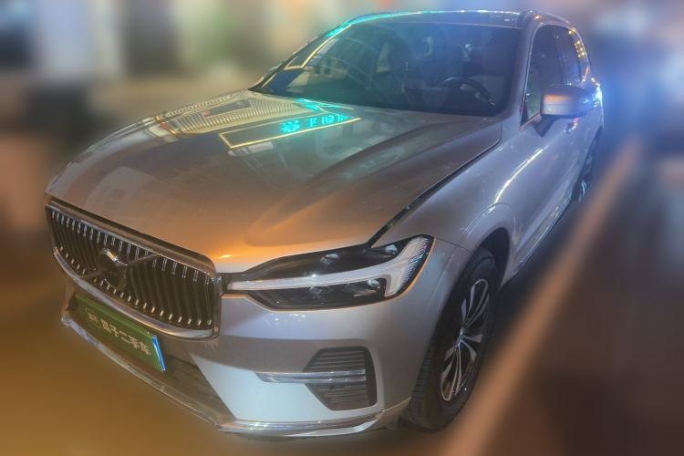 Used Volvo XC60 2023 B5 4x4 Smart Luxury Edition