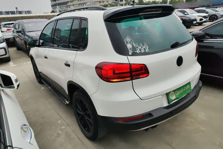 Used Volkswagen Tiguan L 2017 300TSI Automatic Two-Wheel Drive Silk Road Luxury Edition
