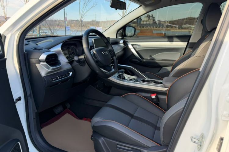 Used Geely Auto Coolray 2023 1.5T DCT Platinum Edition
