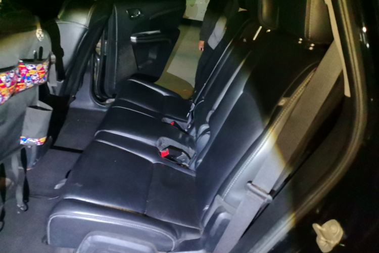 Used Dodge Journey 2013 3.6L Four-Wheel Drive Flagship Edition
