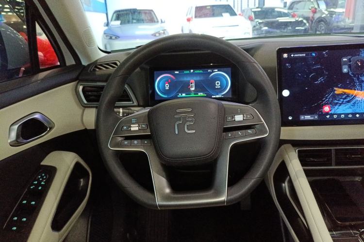 Used BYD Yuan UP 2024 401KM Leading Edition
