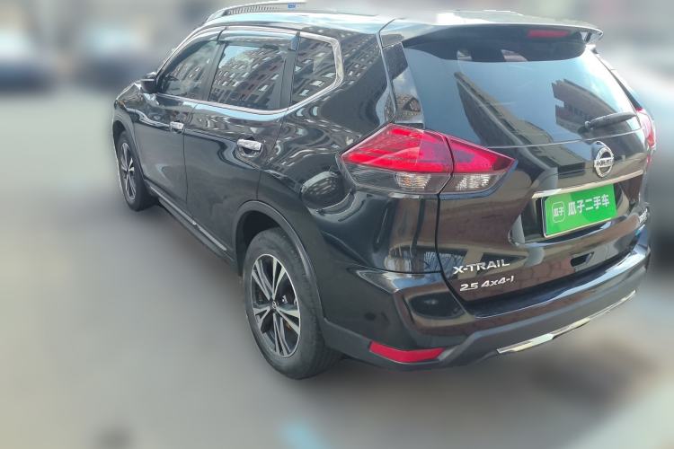 Used Nissan X-Trail 2017 2.5L CVT Luxury Edition 4WD
