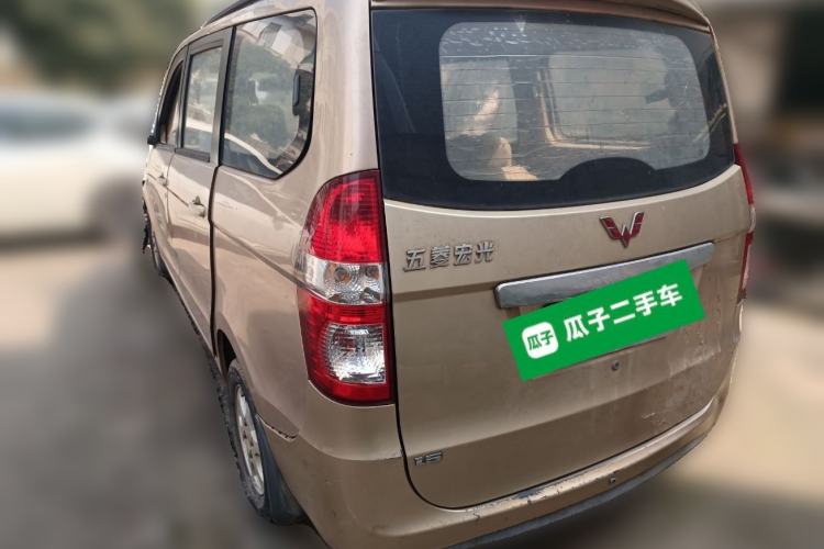 Used Wuling Hongguang 2013 1.5L Comfort Model
