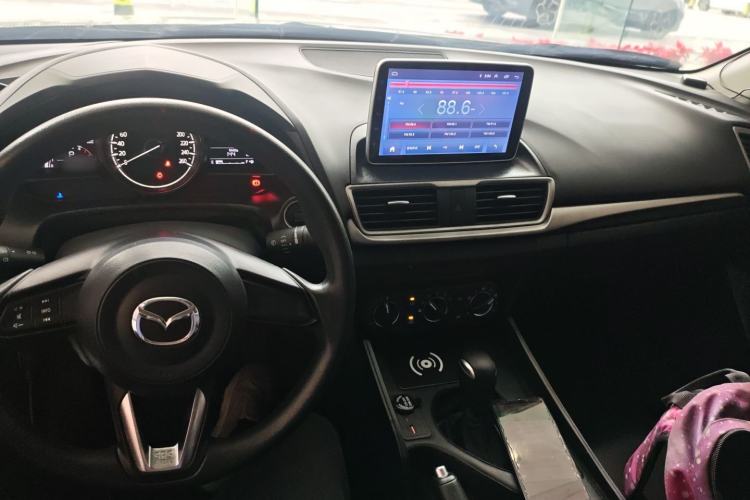 Used Mazda Mazda 3 Axela 2019 Cloud-Controlled Version Sedan 1.5L Automatic Comfort Trim China VI Standard
