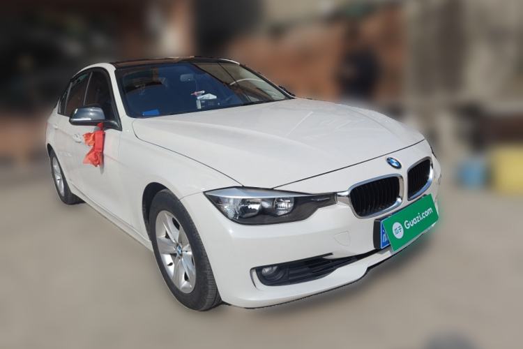 Used BMW 3 Series 2015 320i Active Edition
