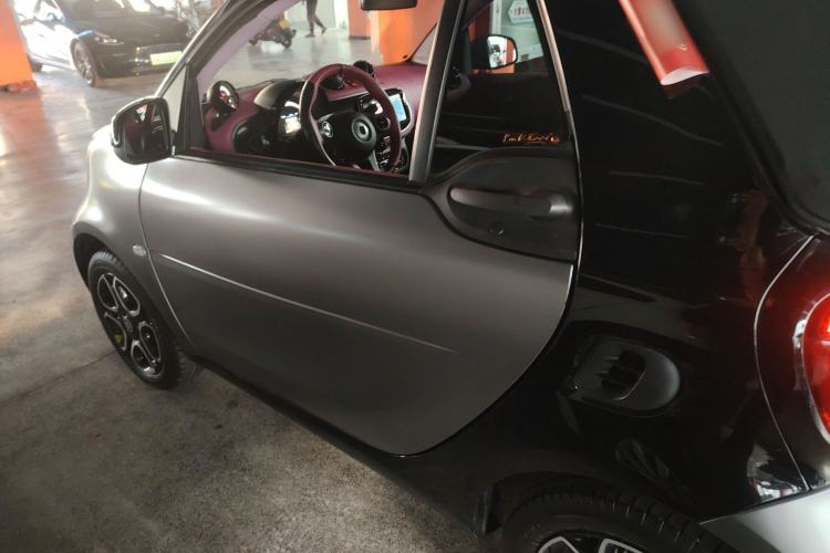 Used smart fortwo 2016 0.9T 66 kW Convertible Pioneer Edition
