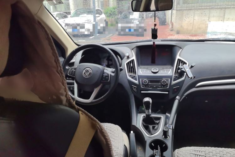 Used Dongfeng Aeolus AX7 2015 2.0L Manual Zhiyi Trim