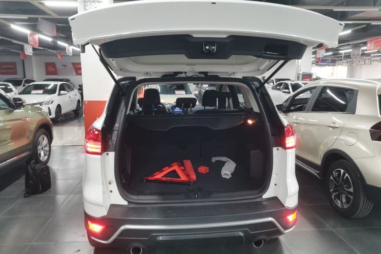 Used Ford Kuga 2015 1.5L GTDi Two-Wheel-Drive Comfort Model