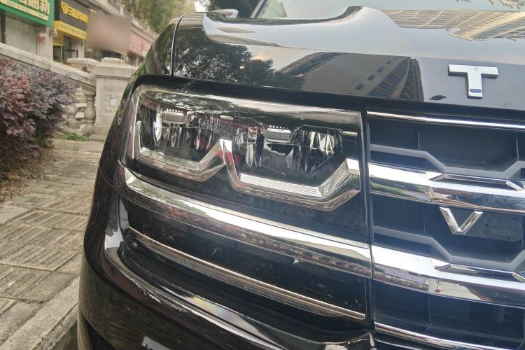 Used Volkswagen Teramont 2017 380TSI Four-Wheel Drive Luxury Edition Right Front Headlight