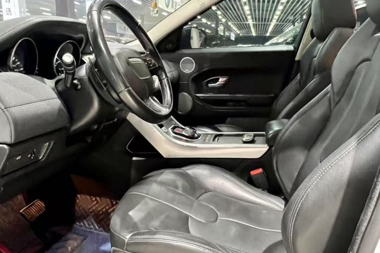 Used Land Rover Range Evoque 2015 2.0T Five-Door Fashion Edition Interior 1