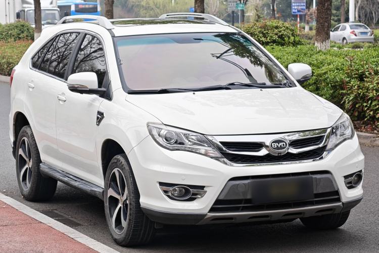 Used BYD S7 2015 2.0T Automatic Prestige Model