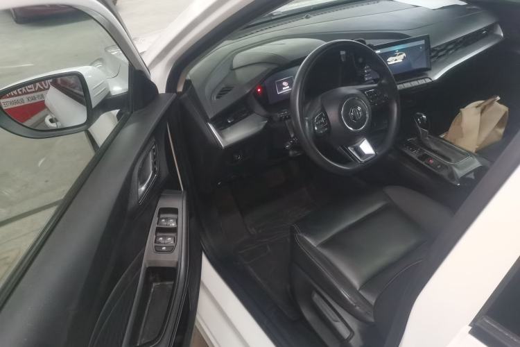 Used MG 5 2021 180 DVVT CVT Youth Luxury Edition
