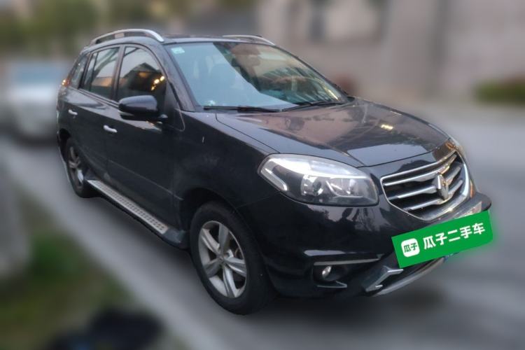Used Renault Koleos 2013 2.5L Two-Wheel-Drive Urban Edition Front Right 45 Deg