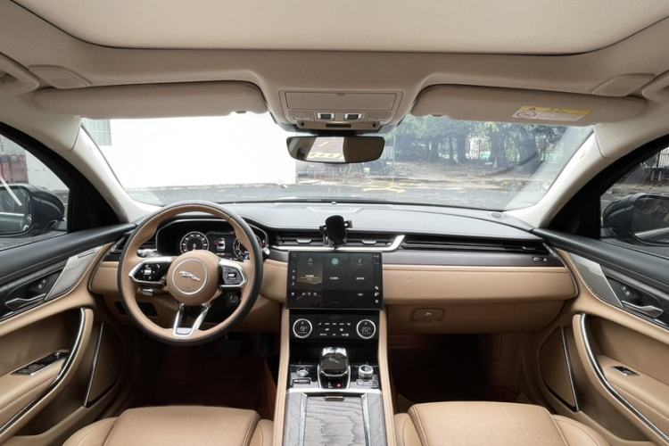 Used Jaguar XFL 2024 2.0T P250 Two-Wheel Drive Prestige Luxury Edition