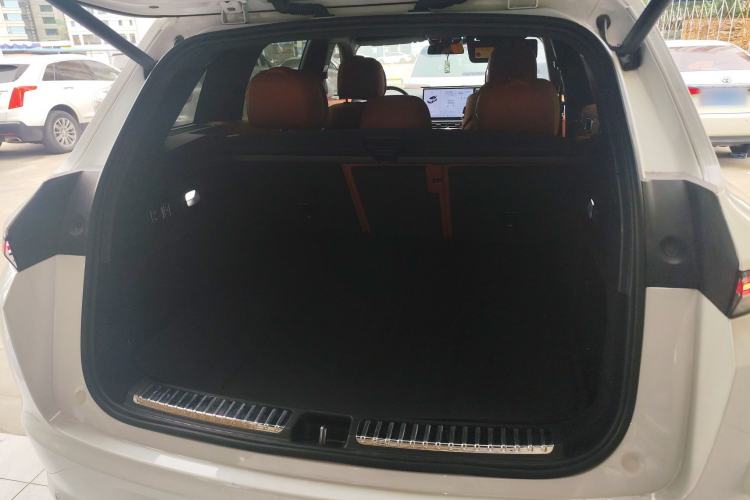 Used Li Auto L7 2023 Pro Model Trunk