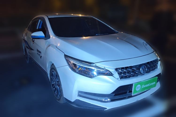 Used Venucia D60 2018 1.6L CVT Smart Connect Elite Edition