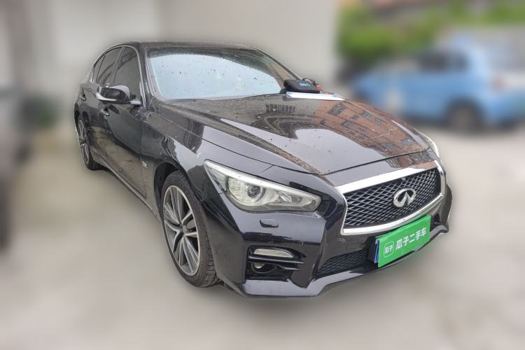 Used Infiniti Q50L 2015 2.0T Sport Edition Front Right 45 Deg