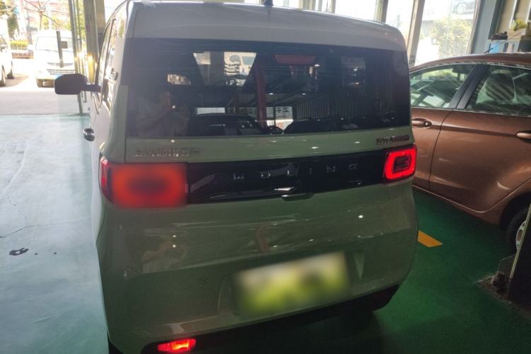 Used Wuling Hongguang MINIEV 2022 Macaron Premium Model – Lithium Iron Phosphate Rear