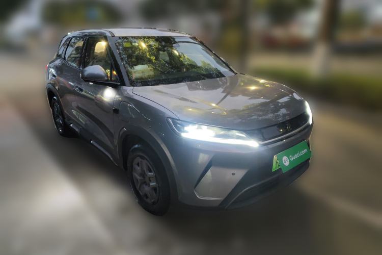 Used BYD Yuan UP 2025 Intelligent Driving Version 401 KM Dynamic Edition Front Right 45 Deg