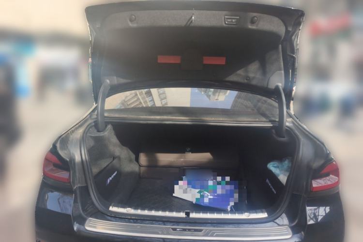 Used BMW 5 Series 2023 Restyled 530Li Leading Edition M Sport Package Trunk