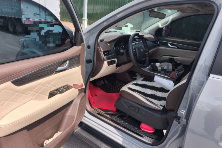 Used Dongfeng Ruichi 7 2022 2.3T Automatic 4x4 Diesel Flagship Long Cargo Bed M9T
